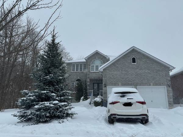 89 Jessica DR E, Barrie, ON L4N 5Y9