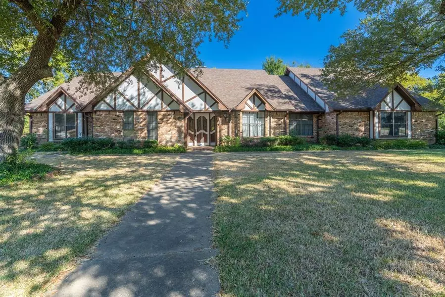 229 W Oaks Circle, Sulphur Springs, TX 75482