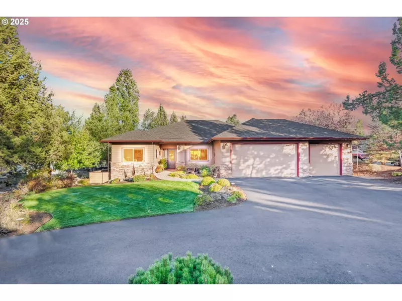 370 AVOCET CT, Redmond, OR 97756