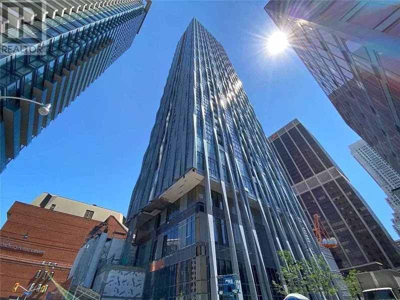 1 Yorkville AVE #4011, Toronto C02, ON M4W 1L1