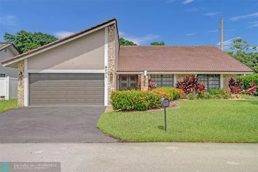 8001 NW 72nd St, Tamarac, FL 33321