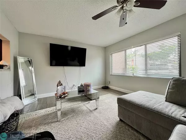 Fort Lauderdale, FL 33324,35 Matador Ln  #6-21