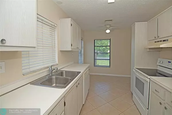 Boynton Beach, FL 33472,5062 Minto Rd