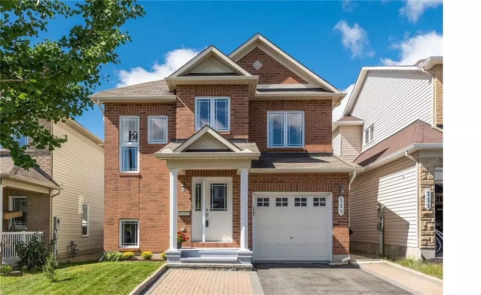 113 Glendore ST, Barrhaven, ON K2J 0N1