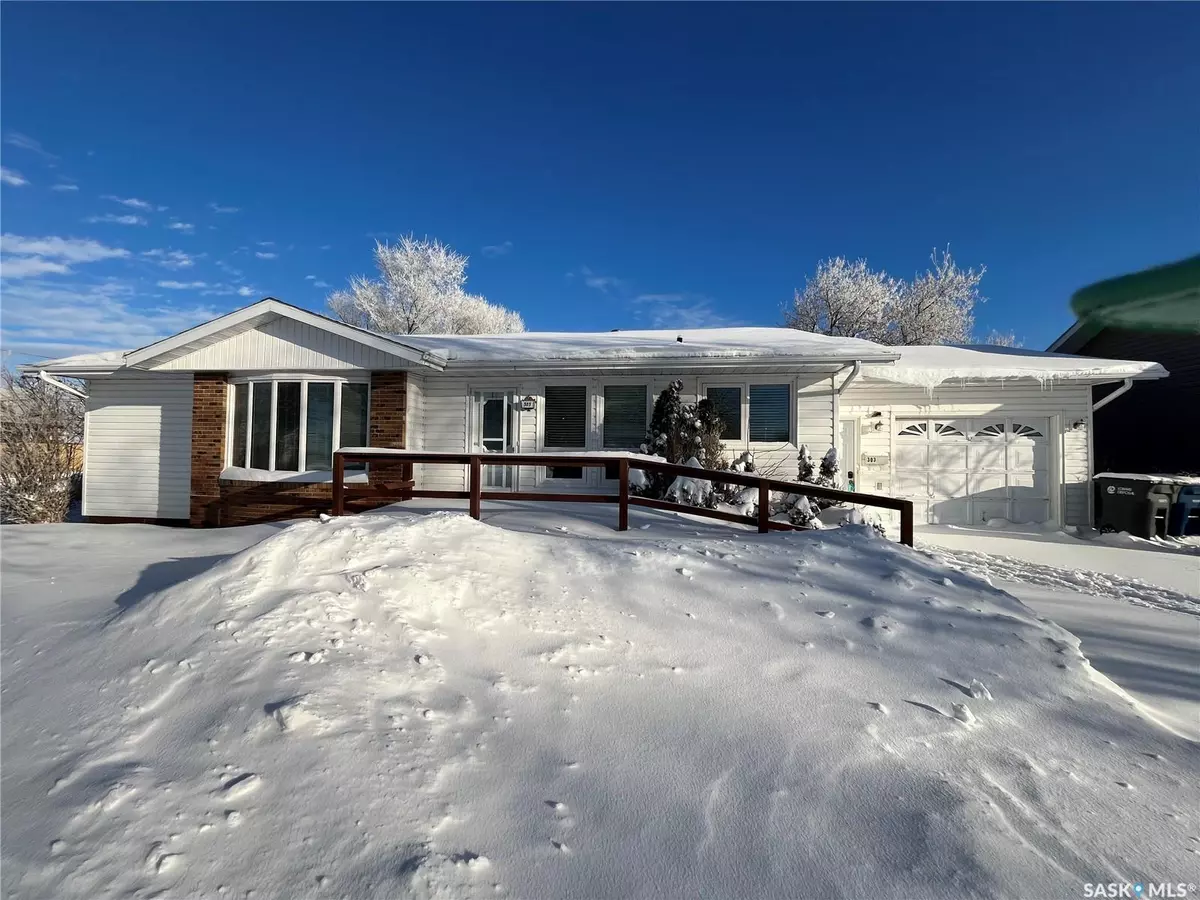 Montmartre, SK S0G 3M0,303 2nd AVENUE W