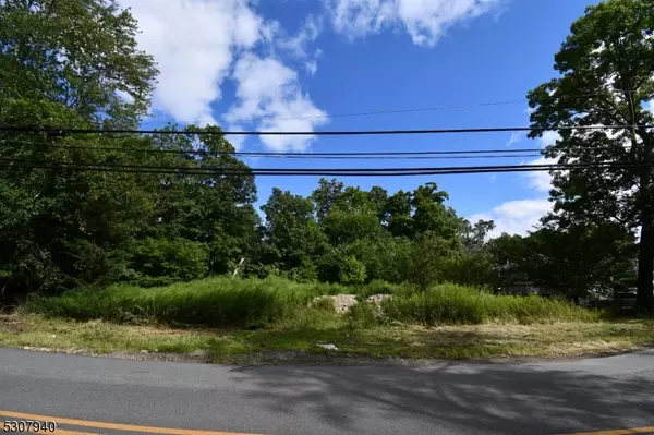 Hopatcong Boro, NJ 07843,151 Monroe Trl