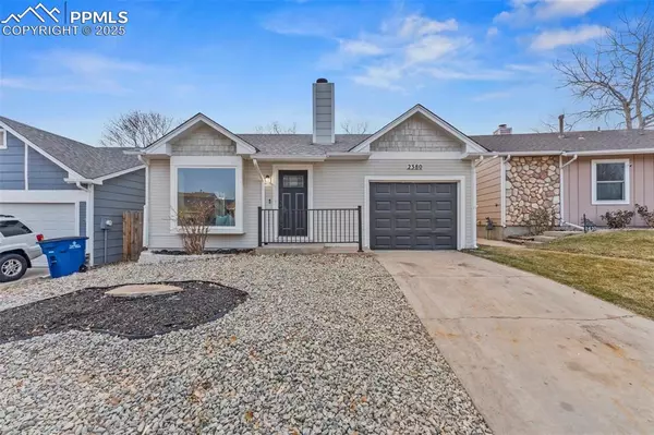 2380 Ambleside DR, Colorado Springs, CO 80915