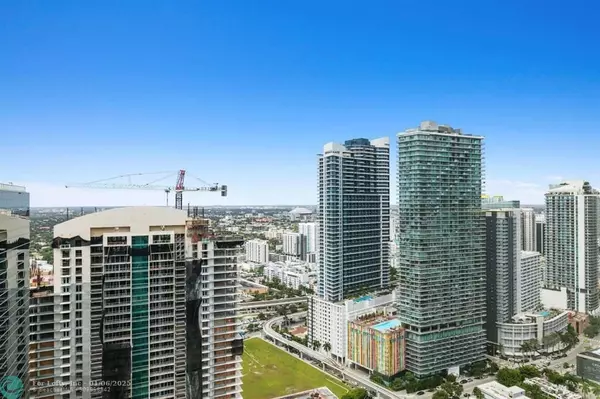 Miami, FL 33131,1425 Brickell Ave  #41B