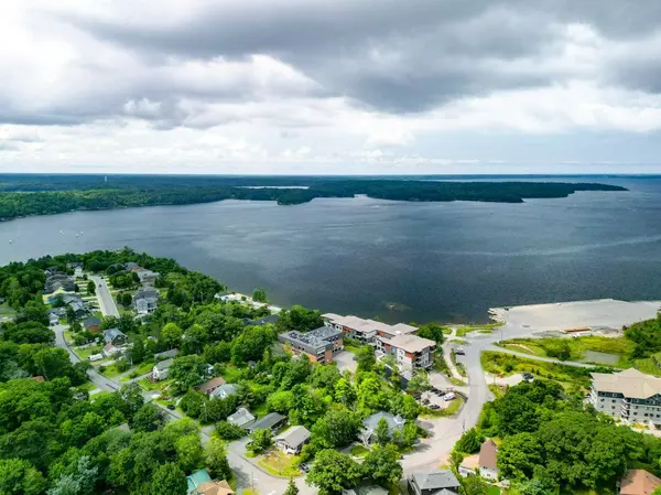 Parry Sound, ON P2A 2E1,200 Beaconview HTS #101