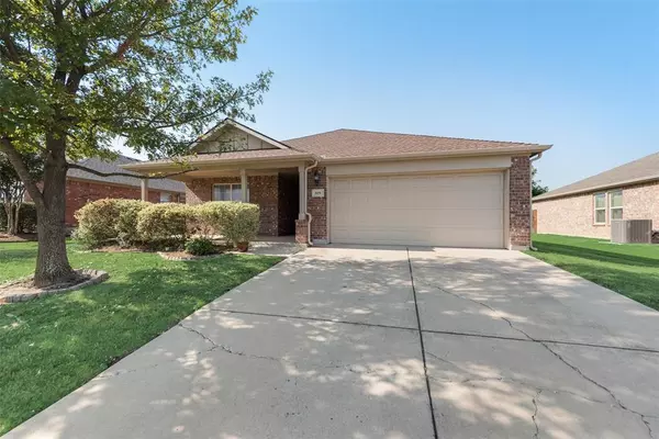 809 Mazatlan Court, Arlington, TX 76002