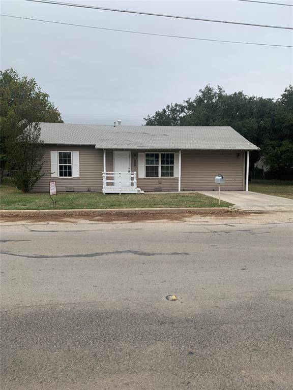 1303 Brooks Avenue, Brownwood, TX 76801