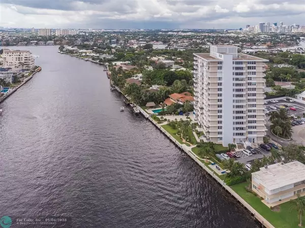 Fort Lauderdale, FL 33304,888 Intracoastal  #16E