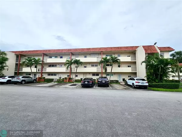 8980 S Hollybrook Blvd  #104, Pembroke Pines, FL 33025