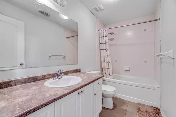 Mississauga, ON L6M 0M2,3265 THOMAS ST #2