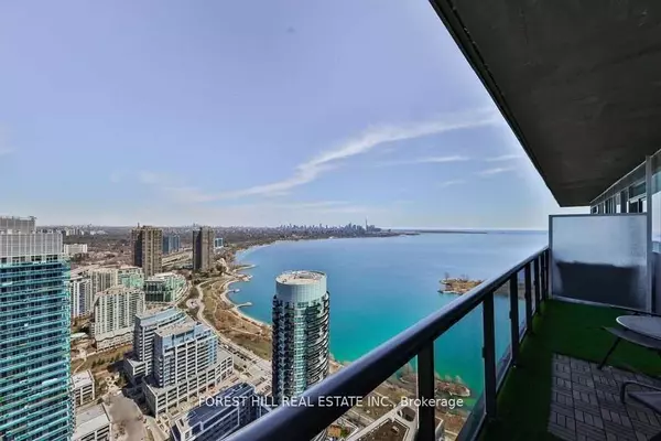 Toronto W06, ON M8V 0C5,56 Annie Craig DR #4408