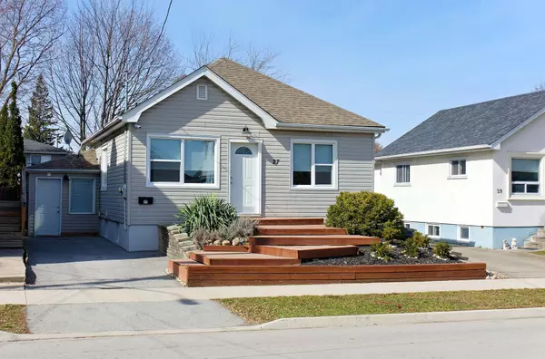 27 Brighton AVE, St. Catharines, ON L2M 5S6