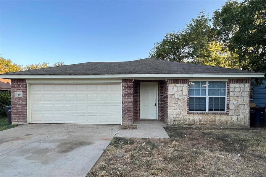 5440 David Strickland Road, Fort Worth, TX 76119