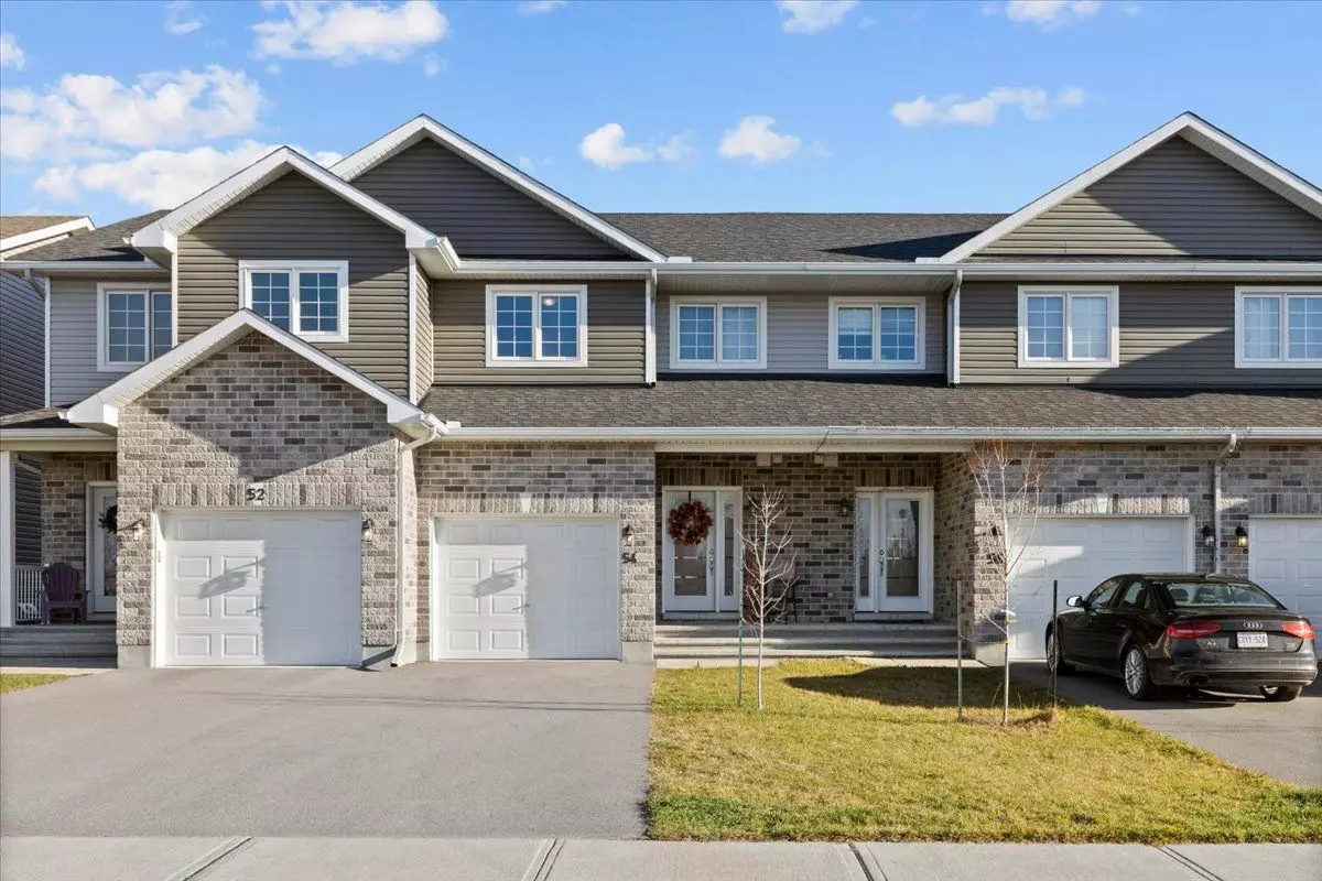 Renfrew, ON K7S 0H7,54 Vimy Ridge CRES N