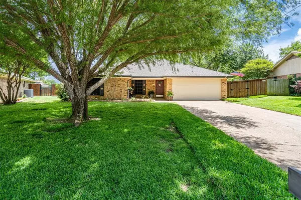 1503 Cobblestone Lane, Cleburne, TX 76033