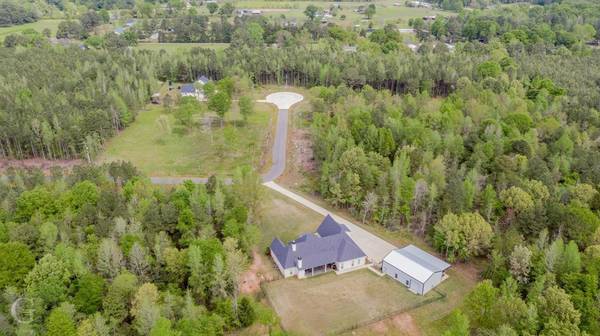 000 Bridle Path, Benton, LA 71006