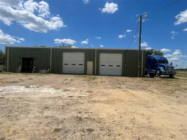 Brashear, TX 75420,339 Farm Road 2653 S