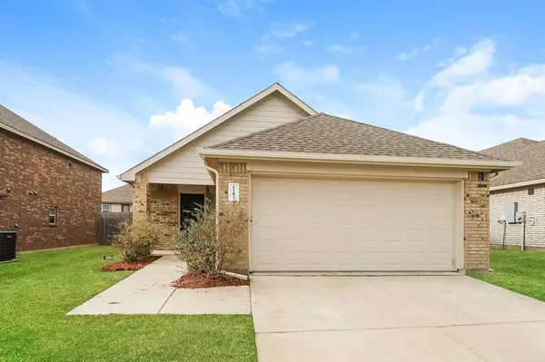 1303 Starling Lane, Ennis, TX 75119