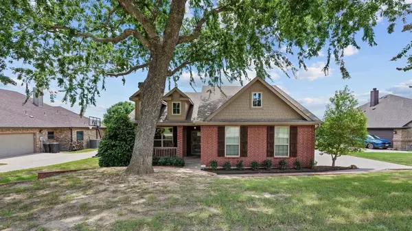 2045 Mason Pond Drive, Weatherford, TX 76085