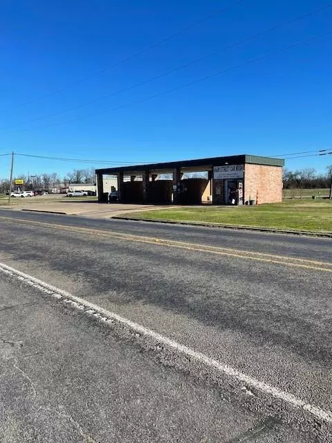 Honey Grove, TX 75446,1013 E Main Street