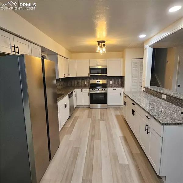 Colorado Springs, CO 80910,2306 San Marcos DR