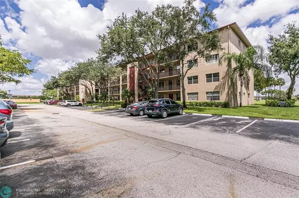 Pembroke Pines, FL 33027,13475 SW 9th St  #306