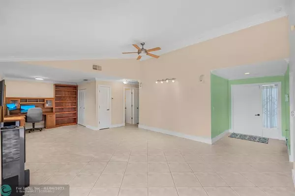 Boca Raton, FL 33434,9624 Lancaster Pl