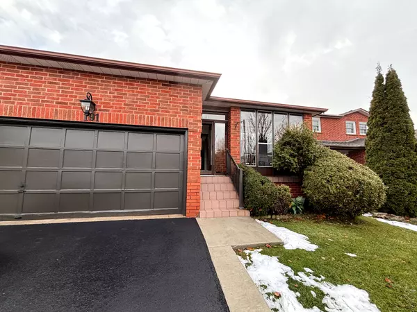 191 Oliver LN, Vaughan, ON L6A 1A9