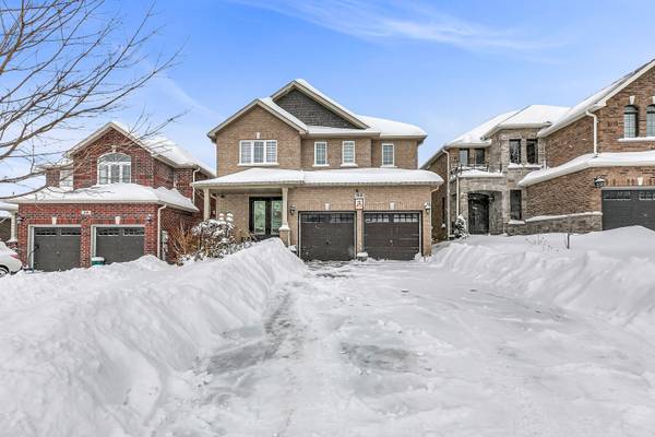 52 Jewel House LN, Barrie, ON L4N 8J7