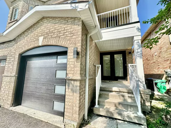 Mississauga, ON L5W 1X5,7099 Village WALK