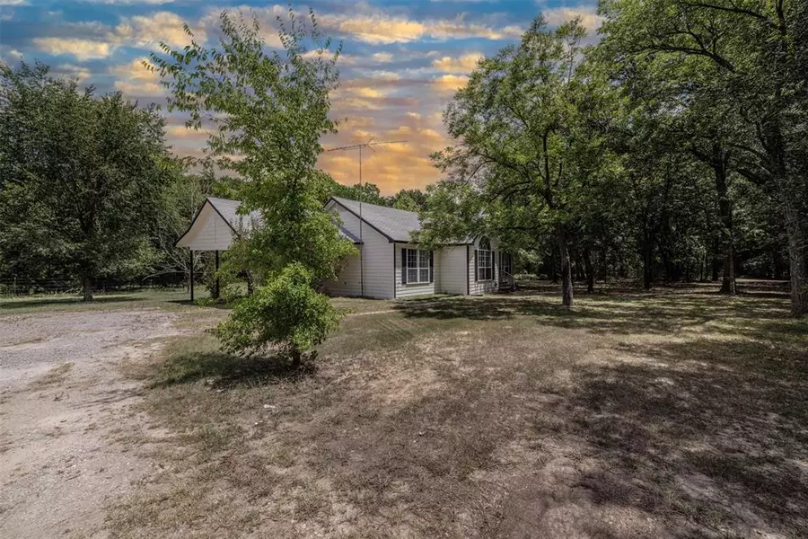 1408 County Road 4816, Wolfe City, TX 75496