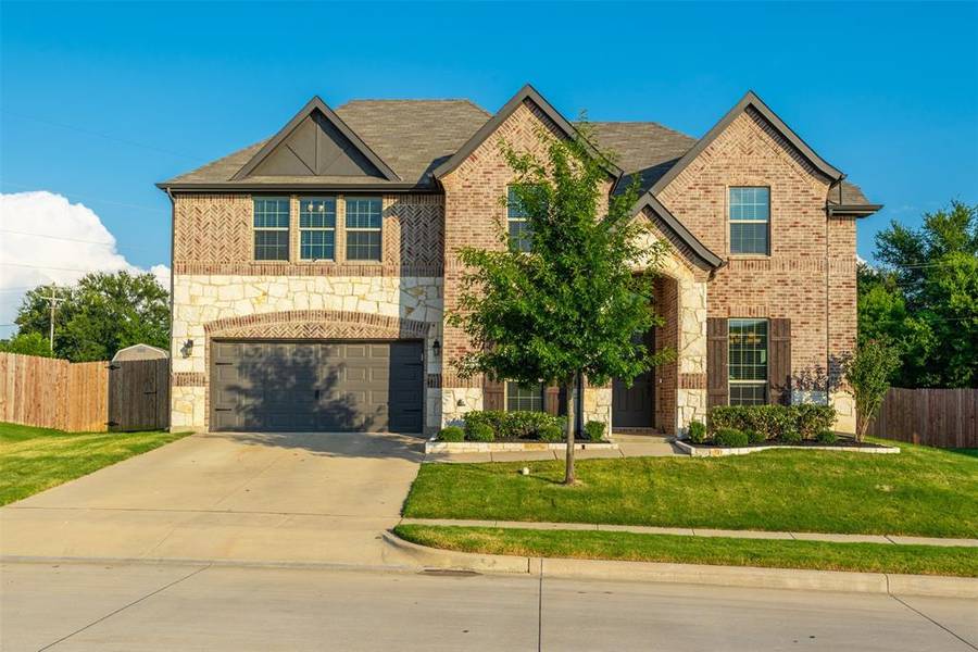 1509 Grassy Meadows Drive, Burleson, TX 76058