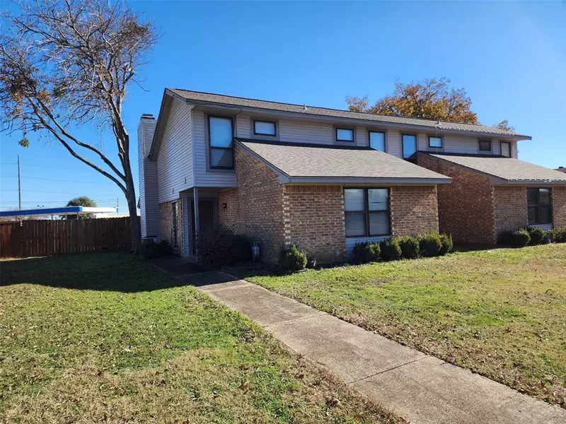 1006 Olympic Court, Lewisville, TX 75077