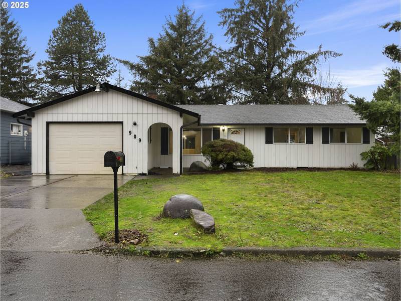 909 NE 193RD AVE, Portland, OR 97230