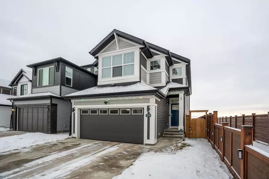 294 Seton Villas SE, Calgary, AB T3M 3K4