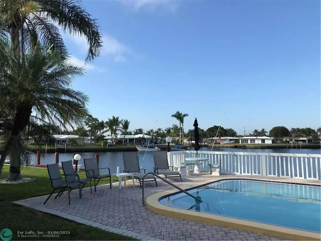 Pompano Beach, FL 33060,750 Pine Dr  #2