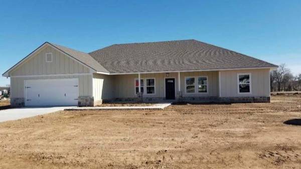 1320 E Gibtown Road, Poolville, TX 76487