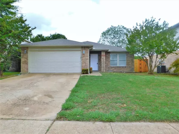 8605 Mild Creek Lane, Denton, TX 76210