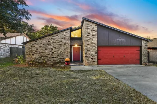 3820 Sugar Ridge Road, Fort Worth, TX 76133