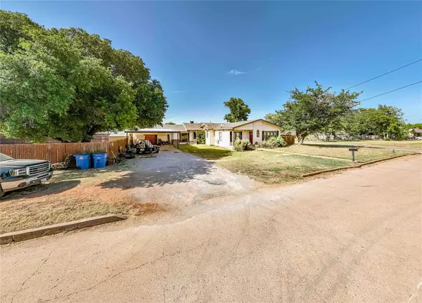 Breckenridge, TX 76424,1000 W Hullum Street