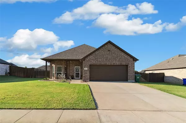 107 Wildflower Drive, Whitesboro, TX 76273