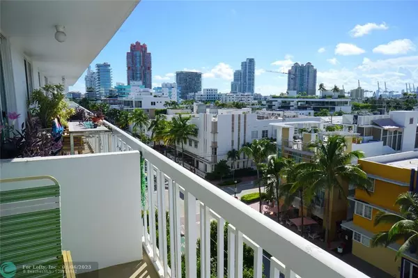 Miami Beach, FL 33139,401 Ocean Dr  #701