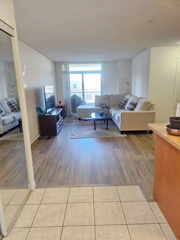 Mississauga, ON L5B 4P5,3888 Duke Of York BLVD #1036