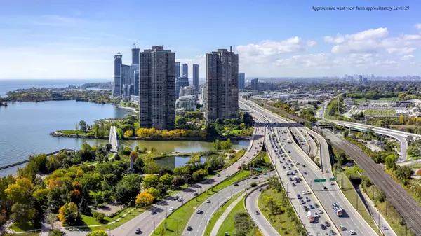 Toronto W01, ON M6S 0B1,1928 Lakeshore BLVD W #4012