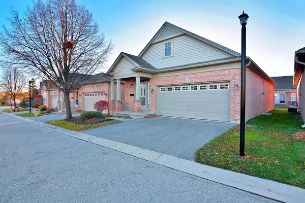 London, ON N6M 1K9,2025 Meadowgate BLVD #243