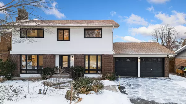 5 Rutherford CRES, Kanata, ON K2K 1N1